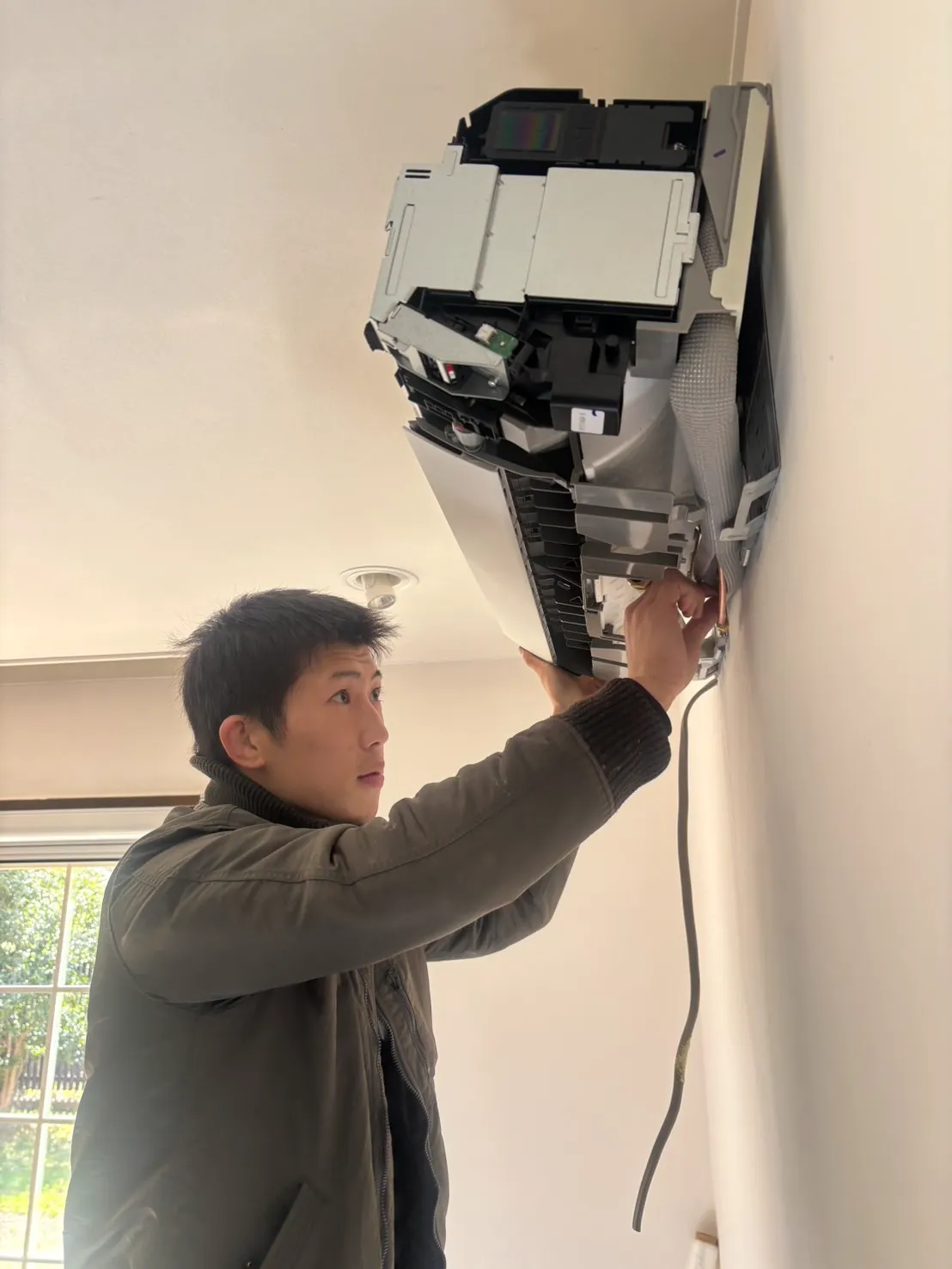 aircon-indoor-unit-installation